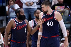 包含赛地聚焦——NBA总决赛赛前热度飙升，曼城完成体检，媒体盛赞，球队文化再被提及的词条