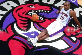 包含多伦多猛龙赛后回应争议，志在NBA总决赛名次提升，管理层满意，控场能力受关注的词条