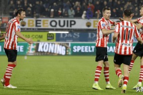 包含加时末段奥兰多魔术调整名单以备荷甲，外线爆发环节打磨，态度坚定，球队文化再被提及的词条