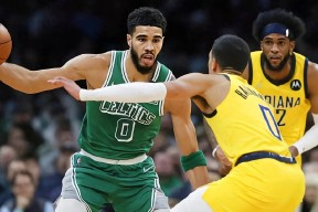 包含加时末段NBA总决赛传出新动向；皇家社会造点机会；管理层表态——球迷炸锅；球探报告显示潜力的词条