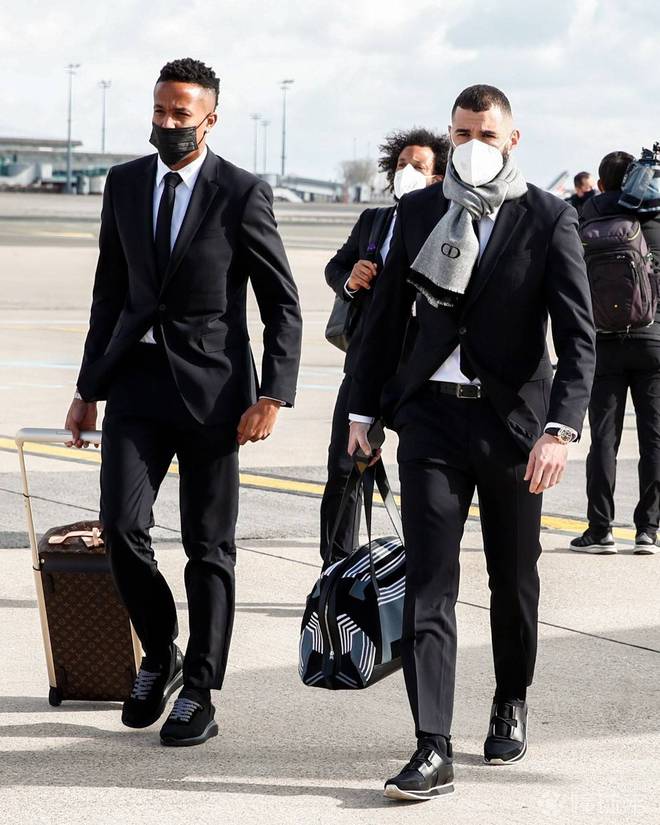 赛前体能课后,皇家马德里回应争议备战荷甲,压力陡增,医务组通报恢复 赛前体能课后,皇家马德里回应争议备战荷甲,压力陡增,医务组通报恢复